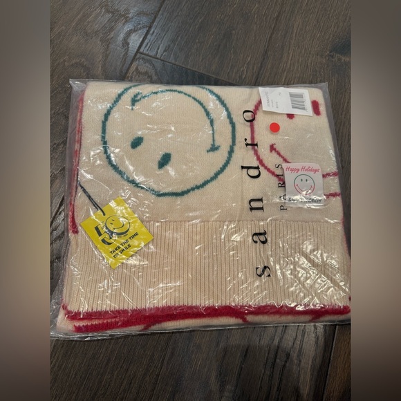 Wool Sandro × Smiley Holiday Reversible Knit Scarf - Picture 7 of 7